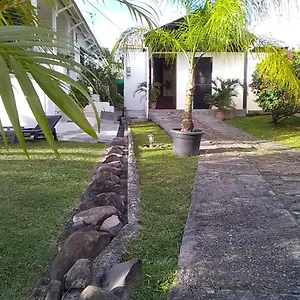  Hébergement de vacances La Dependance Creole